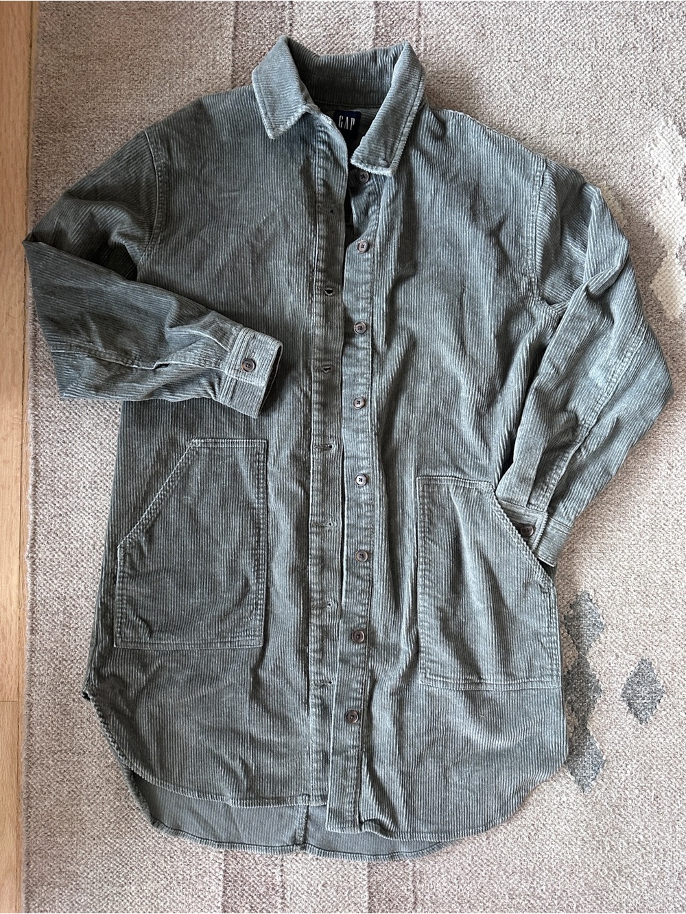 Gap Sage Green Corduroy Oversized Chore Shacket Jacket Size S